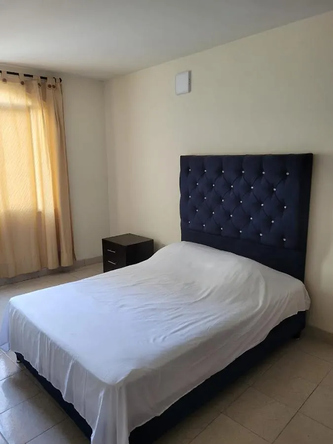 Piazza Granada Hotel Cali
